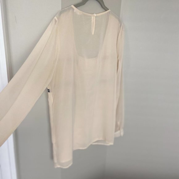 Cream Sheer Blouse with Black Lace Details [L] - Picture 6 of 6